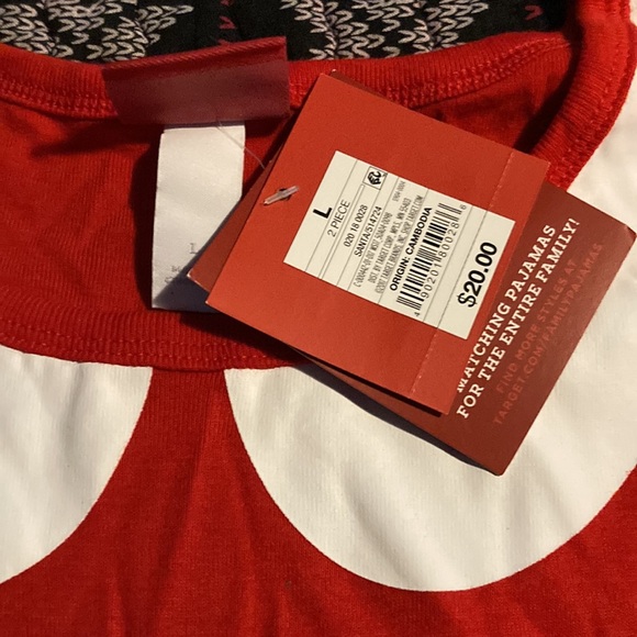 Super cute women’s Santa 2pc pajamas - Picture 2 of 3